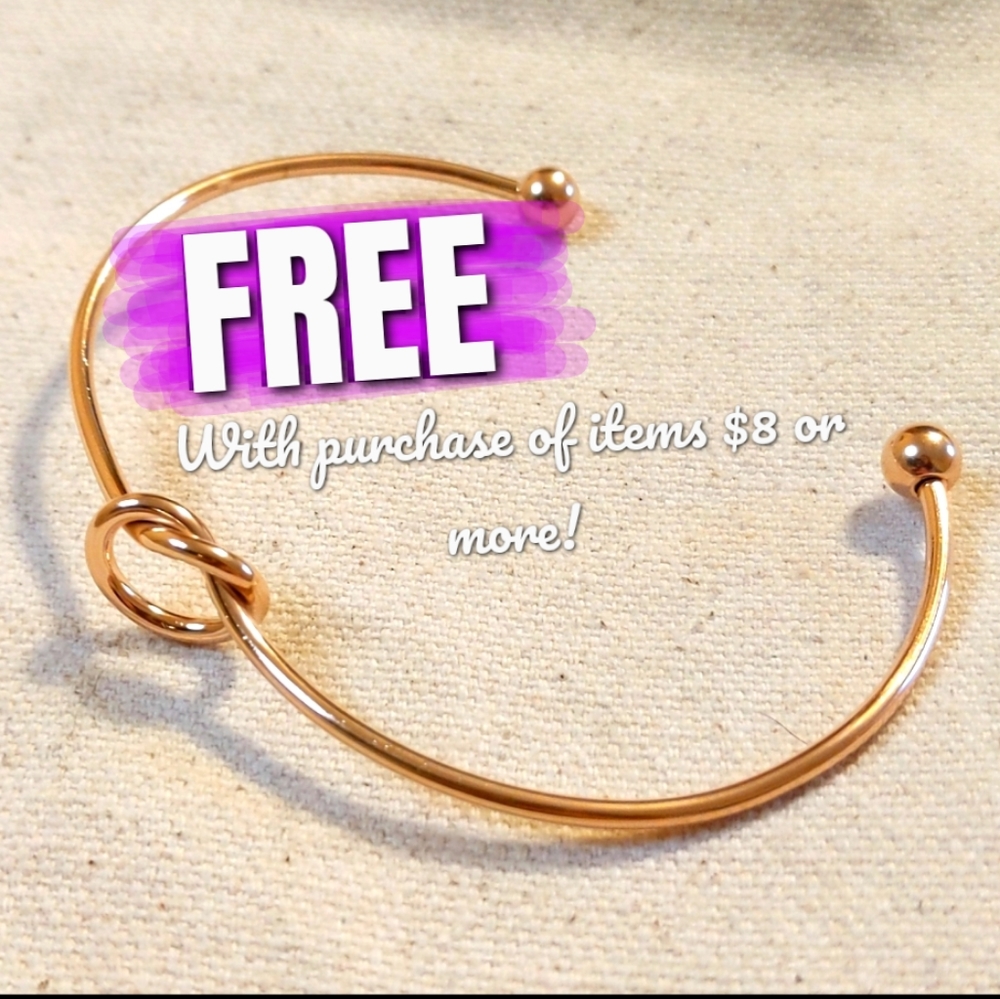 (FREE with purchase) Rose gold knot bracelet!